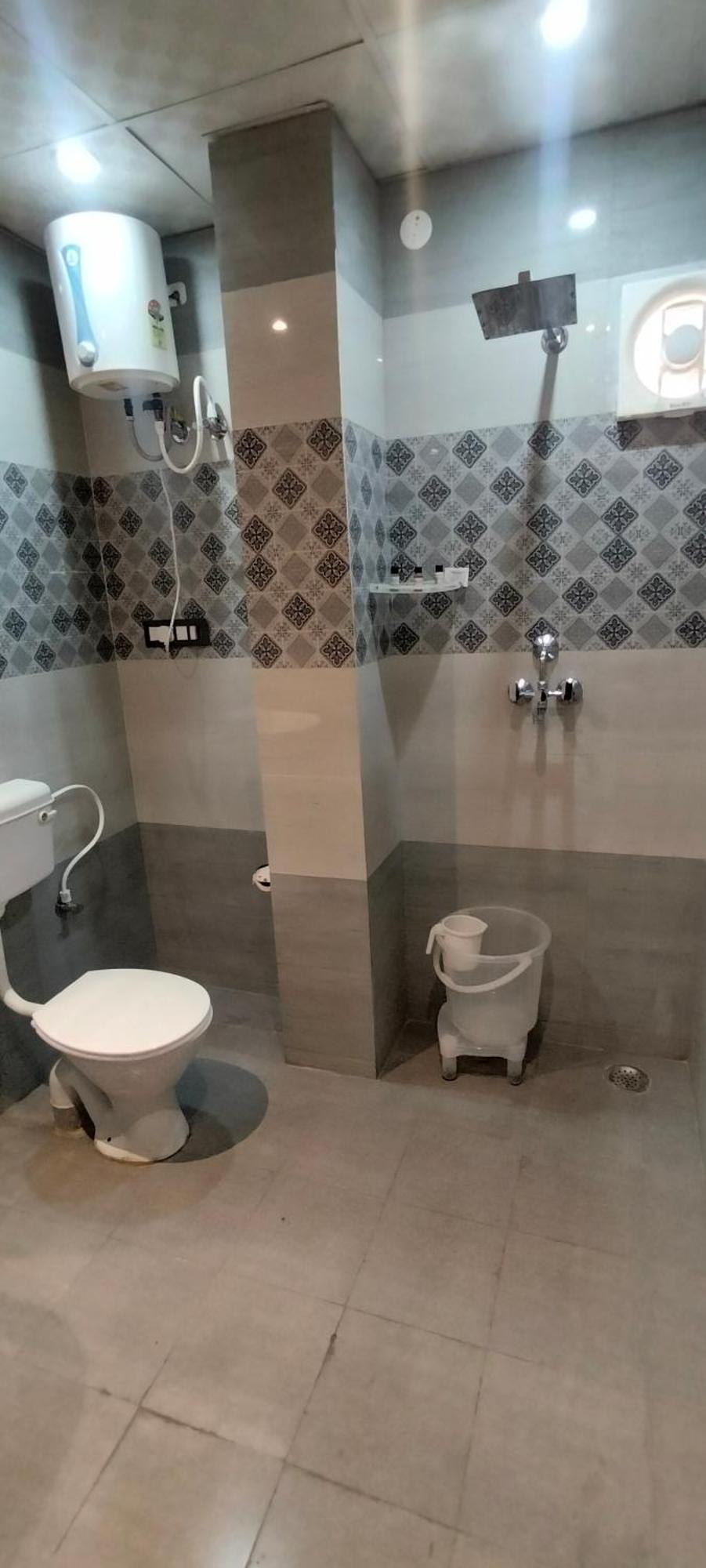 Hotel Aman Residency Аллахабад Екстер'єр фото